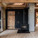 Villa Landhauswolfsruh - Historischer Dreiseitenhof In Brandenburg - Sauna - Familie-freunde-retreat