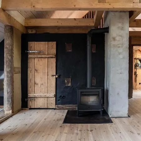 Vila Landhauswolfsruh - Historischer Dreiseitenhof In Brandenburg - Sauna - Familie-freunde-retreat