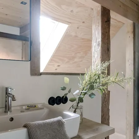 Landhauswolfsruh - Historischer Dreiseitenhof In Brandenburg - Sauna - Familie-freunde-retreat *