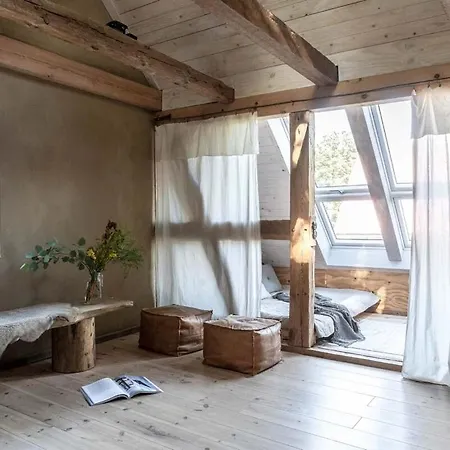 Landhauswolfsruh - Historischer Dreiseitenhof In Brandenburg - Sauna - Familie-freunde-retreat *