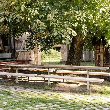 Landhauswolfsruh - Historischer Dreiseitenhof In Brandenburg - Sauna - Familie-freunde-retreat Vila Grosswoltersdorf