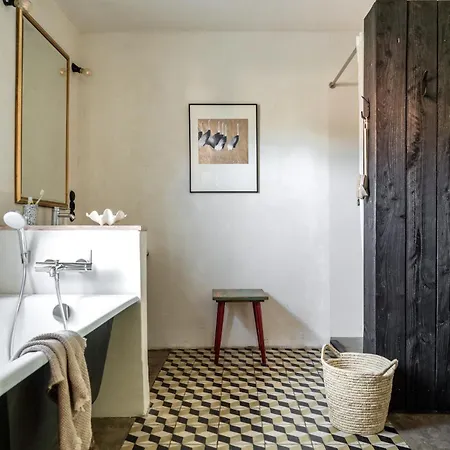 Landhauswolfsruh - Historischer Dreiseitenhof In Brandenburg - Sauna - Familie-freunde-retreat *