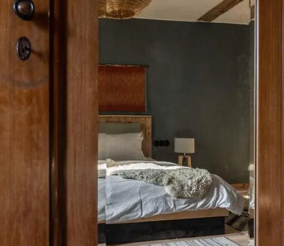 Landhauswolfsruh - Historischer Dreiseitenhof In Brandenburg - Sauna - Familie-freunde-retreat * Grosswoltersdorf