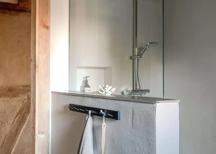 Villa Landhauswolfsruh - Historischer Dreiseitenhof In Brandenburg - Sauna - Familie-freunde-retreat *