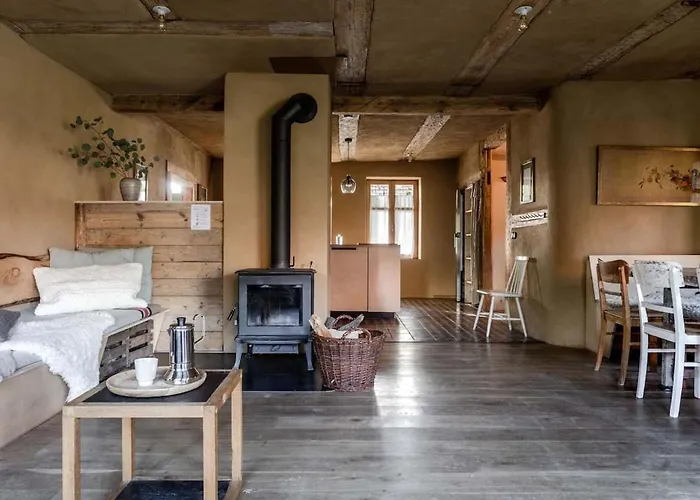 Landhauswolfsruh - Historischer Dreiseitenhof In Brandenburg - Sauna - Familie-freunde-retreat