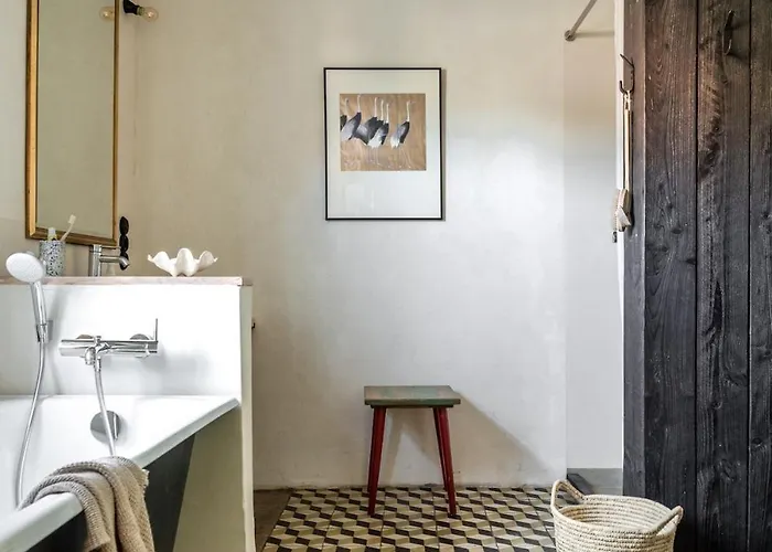 Landhauswolfsruh - Historischer Dreiseitenhof In Brandenburg - Sauna - Familie-freunde-retreat *